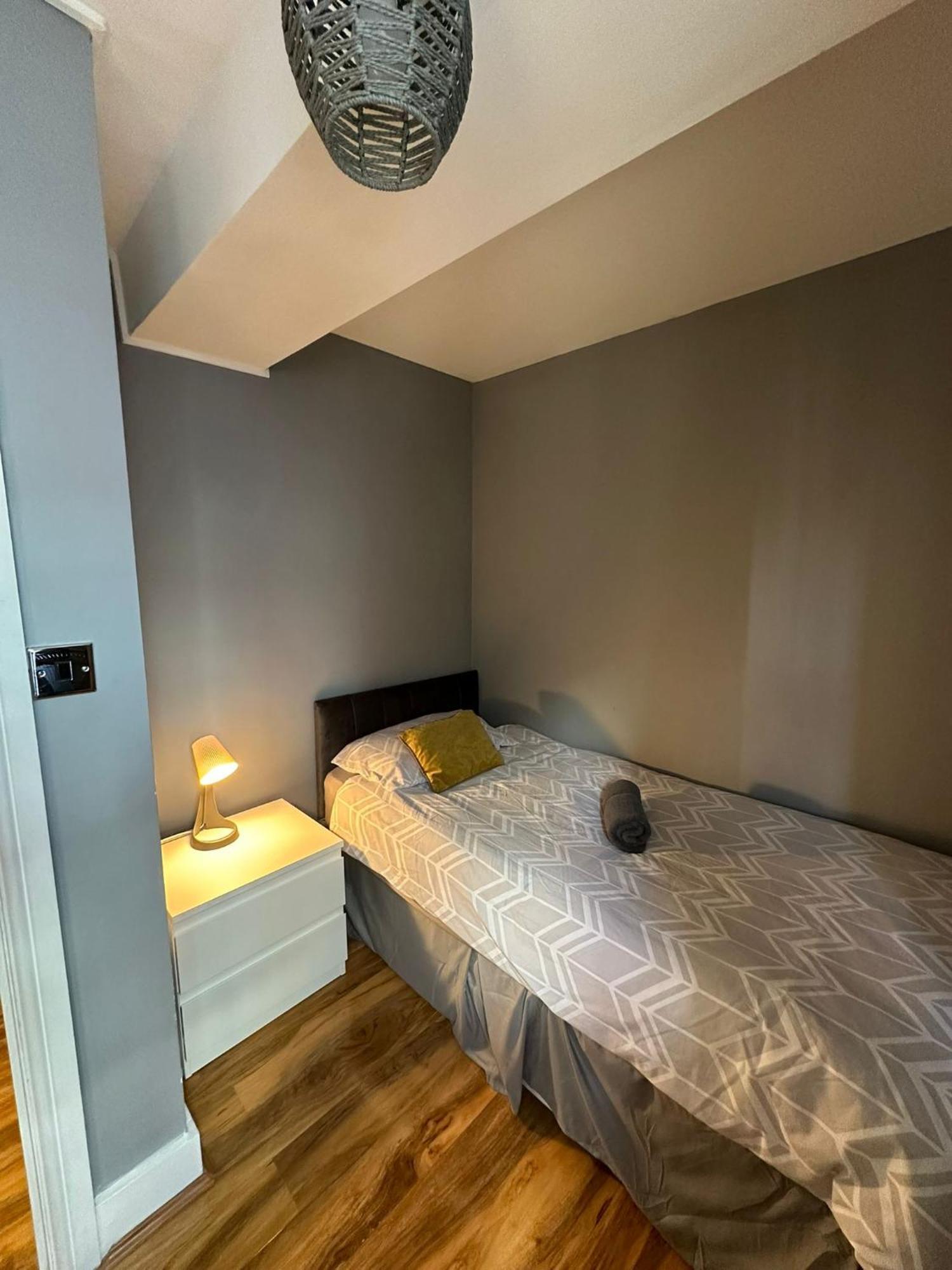 Lovely 2 Bedrooms Apartment London Luaran gambar